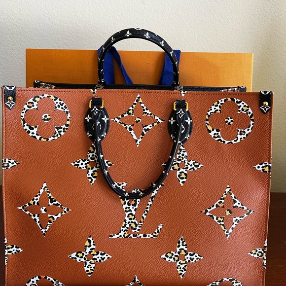 💯 Authentic OnTheGo GM Louis Vuitton Limited Edition bag. - Picture 2 of 9